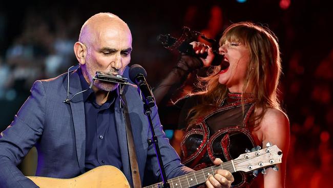 Singer-songwriters Paul Kelly and Taylor Swift. Artwork: Emilia Tortorella