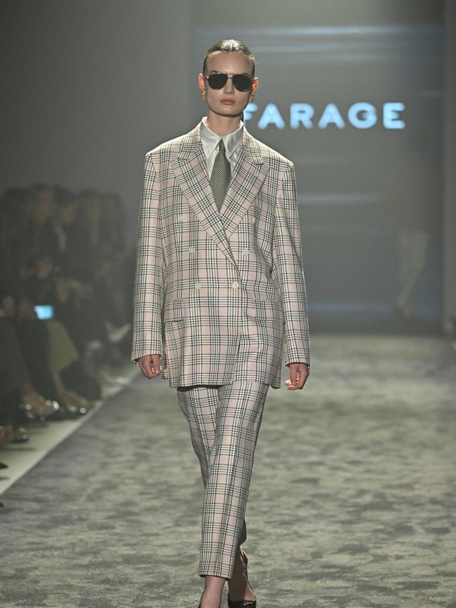 Relaxed tailoring! A model walks the runway during the Farage show at Australian Fashion Week 2025 at Carriageworks on May 13, 2025 in Sydney, Australia. (Photo by James Gourley/Getty Images)