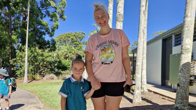 Kuluin State School - Rachel and Brianna.