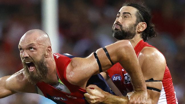 Brodie Grundy and Max Gawn had a fierce battle. Photo by Phil Hillyard