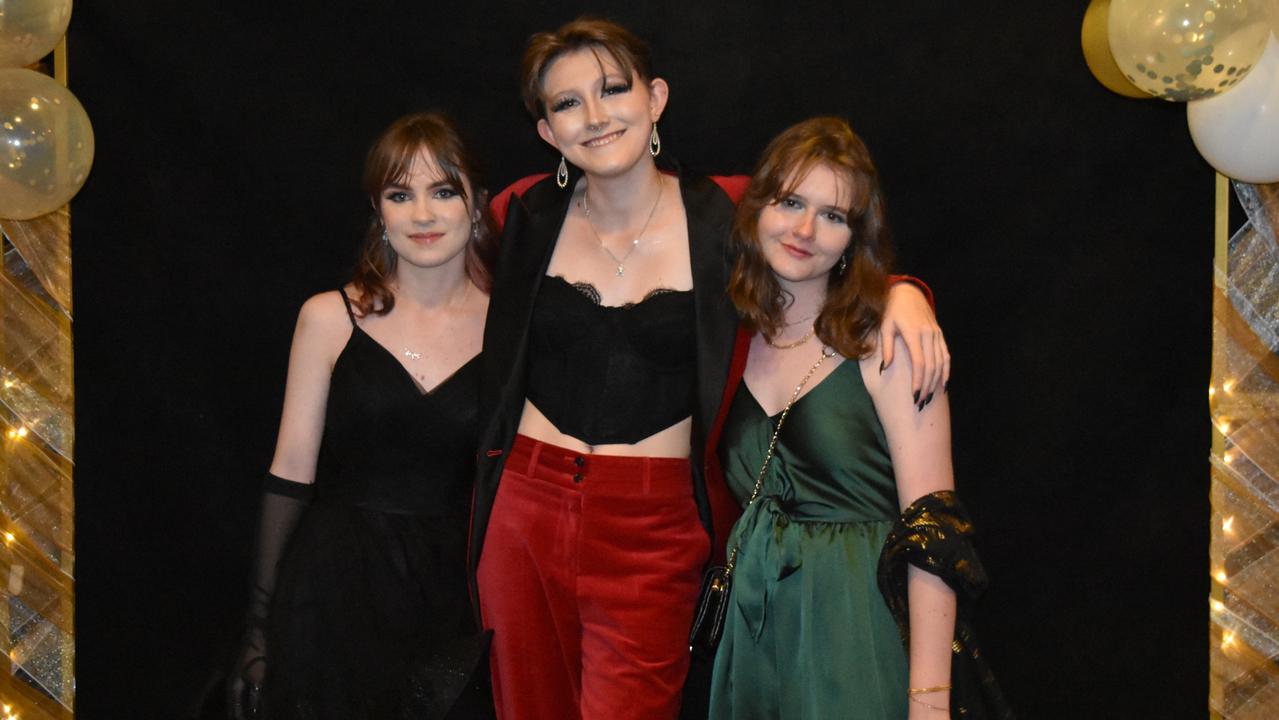 Mia Spencer, Jamilliah Gardiner and Xandi Henshall at the 2022 Kawana Waters State College formal. Picture: Sam Turner