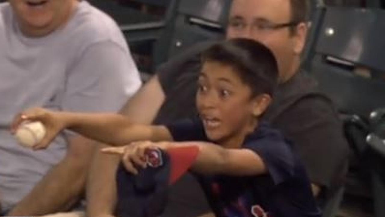 Kid trash-talks Miguel Cabrera, who gives bat and gloves to