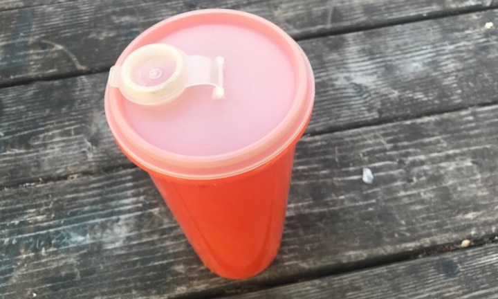 AskTamara: How can I tell if my vintage Tupperware plastic cups are toxic?  By Color? By Shape? By Age?