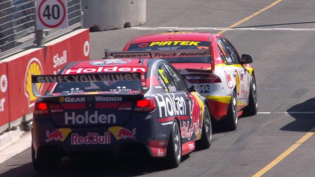 Scott McLaughlin entering pit lane during Race 26, Newcastle 500.