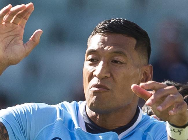 Israel Folau of the Waratahs goes up for the ball during the Round 5 Super Rugby match between the NSW Waratahs and the Melbourne Rebels at Allianz Stadium in Sydney, Sunday, March 18, 2018. (AAP Image/Craig Golding) NO ARCHIVING, EDITORIAL USE ONLY