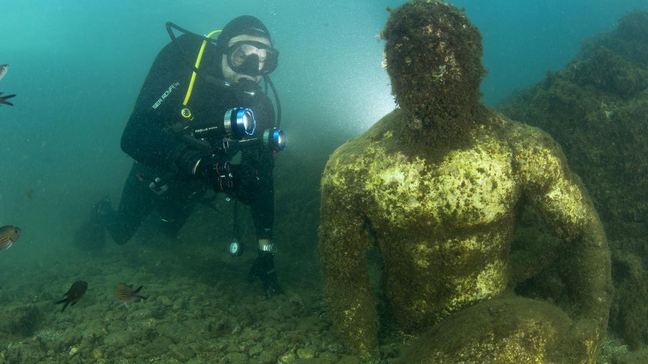 Incredible footage of ancient sunken city