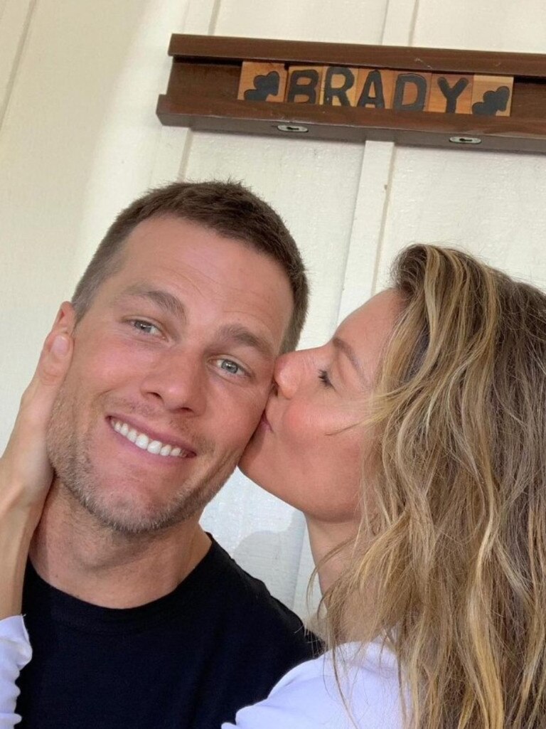 Tom Brady kisses Gisele Bundchen in front of ex Bridget Moynahan