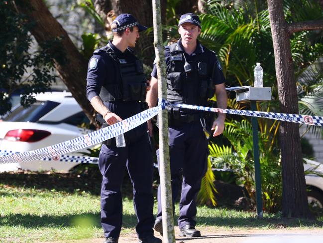 BRISBANE, AUSTRALIA - NewsWire Photos AUGUST 29, 2024: Police are investigating after two people were found dead in a home in BrisbaneÃs north. Picture: NewsWire/Tertius Pickard