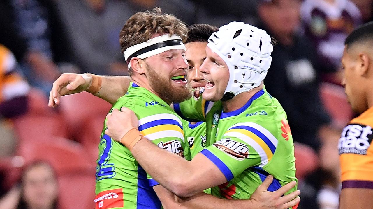 Elliott Whitehead and John Bateman are in the running for the Golden Boot award. (Photo by Bradley Kanaris/Getty Images)