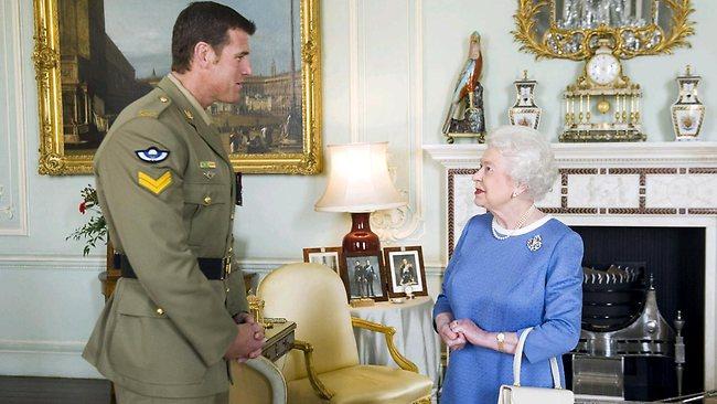 Ben Robert-Smith Queen