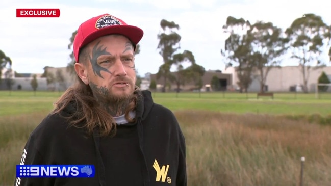 Pies fan comes clean after grabbing star (9NEWS)