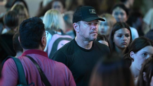 Damon and his kids tried to go incognito on their day out. Picture: Lyndon Mechielsen/Courier Mail