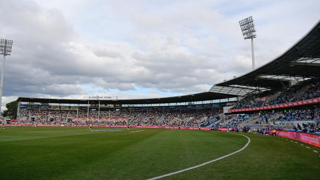 North Melbourne Kangaroos and Geelong Cats at Blundstone Arena on July 31, 2021 in Hobart, Australia. (Photo by Steve Bell/AFL Photos/via Getty Images)