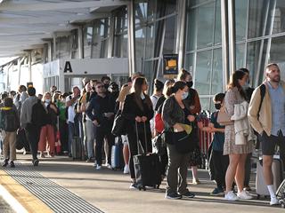 Sydney Airport delays to last weeks