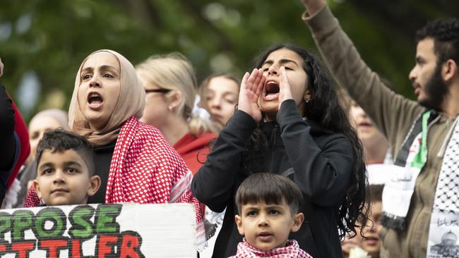 The protesters are showing their solidarity with those under siege in Palestine. Picture: NCA NewsWire / Martin Ollman