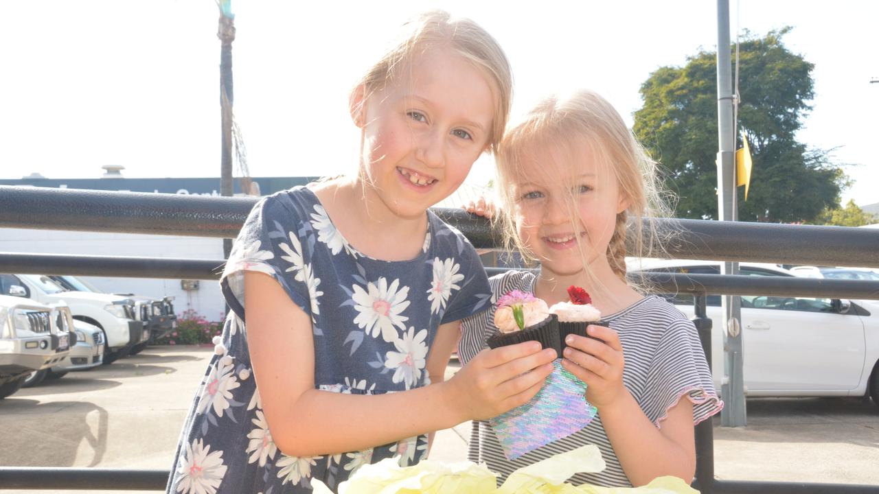 Festival of Food and Wine winner Erica (left) and Amelia Cowan. Picture: Rhylea Millar