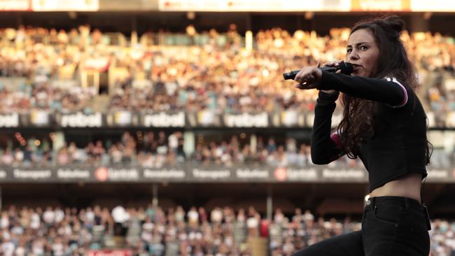 Amy Shark could slot into Queensland-focused AFL Grand Final Pic: Cole Bennetts/Getty Images