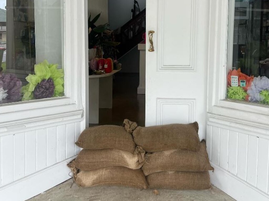 Businesses in Laidley's main street are sandbagging. Picture: Birdhouse/Facebook