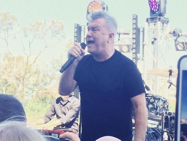 Jimmy Barnes performing at Adelaide Oval for the Holden Employees. Picture: meganjlloyd@holdenaustralia