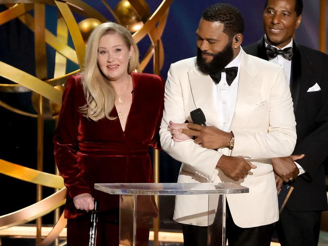 Christina Applegate and host Anthony Anderson during the 75th Primetime Emmy Awards on January 15. Picture: Kevin Winter/Getty Images/AFP