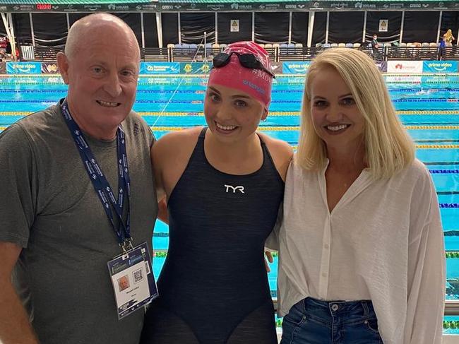 Alexa Leary with parents Russell and Belinda. Picture: Contributed