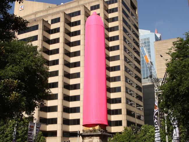 Mx ONLY. The AIDS Council of NSW has put a giant hot pink condom on the Hyde Park obelisk as part of their campaign to eradicate HIV AIDS via condom use. It will be, err, up at 6am this morning. ACON ambassadors are down there with the obelisk and they should be great to include in the photograph handing out condoms and info on safe sex. . Picture CHRIS PAVLICH. Contact Melissa Matheson for usage rights.