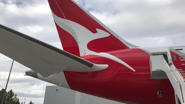 The first of the Qantas Dreamliner fleet has just arrived in Sydney from Seattle. Picture: Edward Boyd