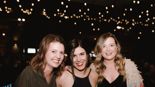 Photos of the Feathers Hotel in Burnside from 2017