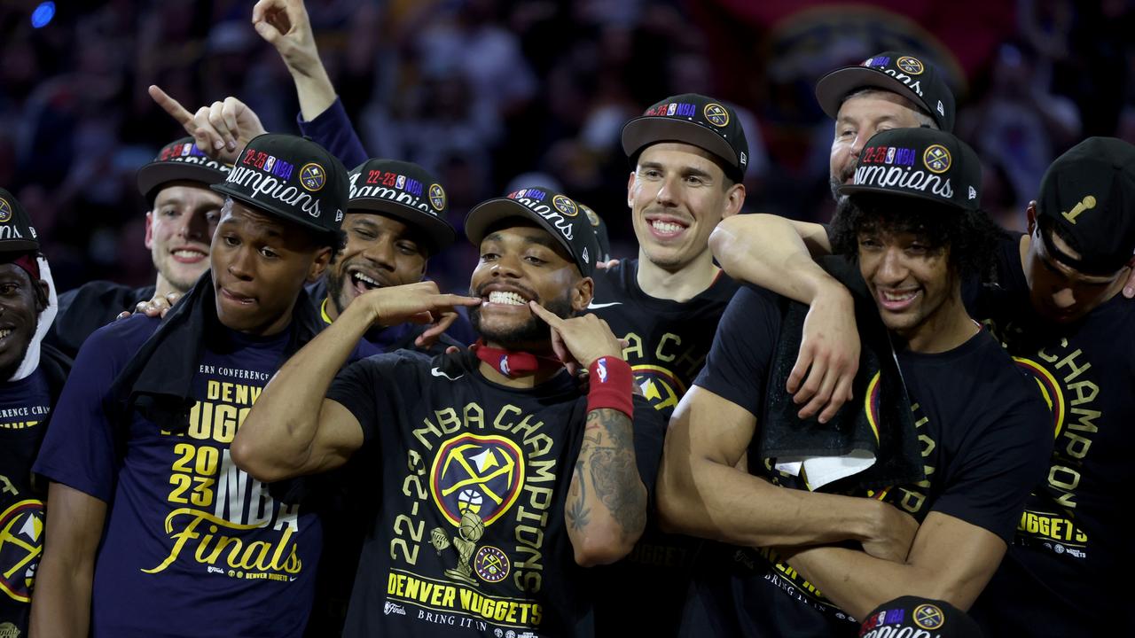 Los Angeles Clippers fans need this 'Superteam' t-shirt