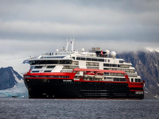 MS Roald Amundsen. Picture: Oscar Farrera/Hurtigruten