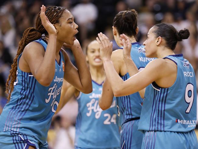 Naz Hillmon and Maddy Rocci of the Southside Flyers will be hoping it’s third-time lucky when they take on Geelong on January 8. Picture: Daniel Pockett/Getty Images