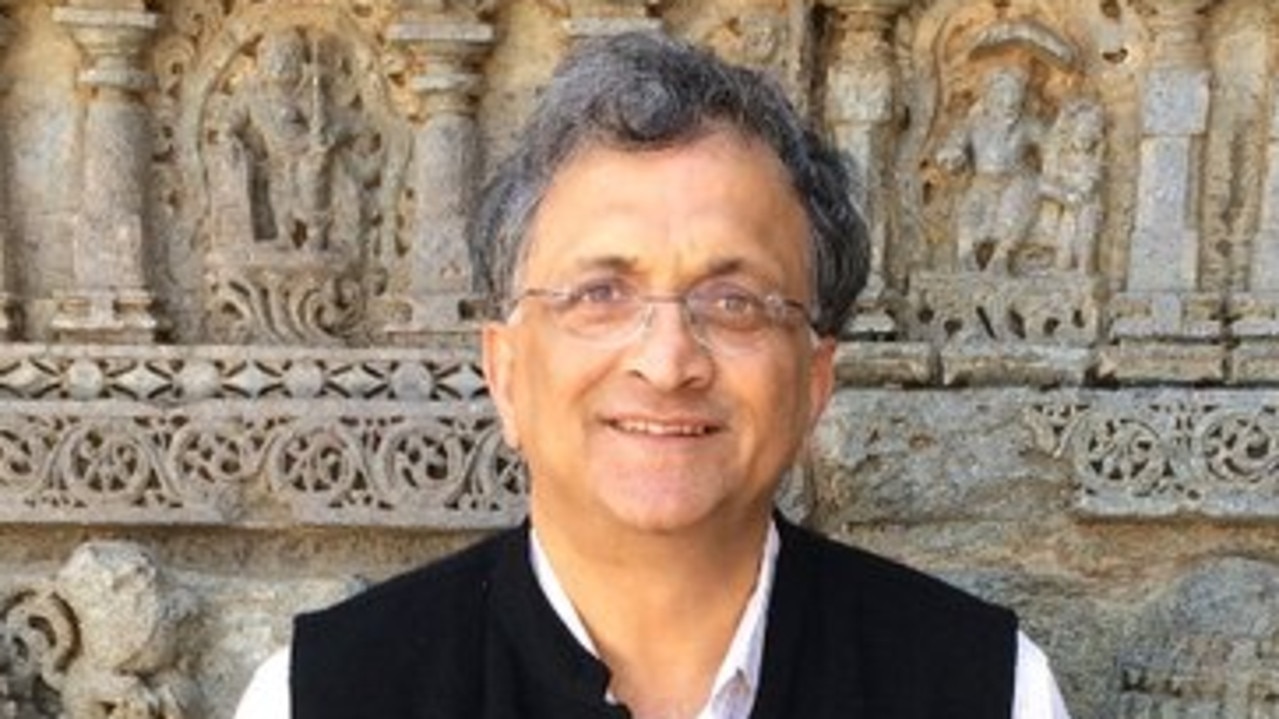 Indian cricket historian and public intellectual Ramachandra Guha has teed off at the Indian cricket media, as well as ex-players for avoiding criticism of the BCCI. Picture: Twitter.