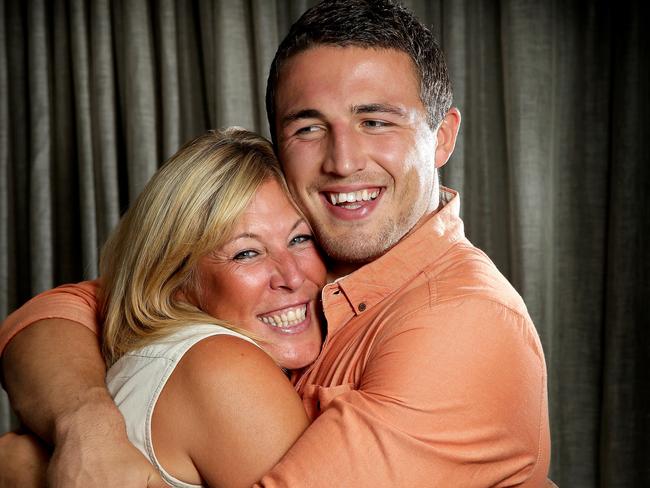 Sunday Tele - Mother's Day Pic . Sam Burgess and his mother, Julie at Sam's apartment.