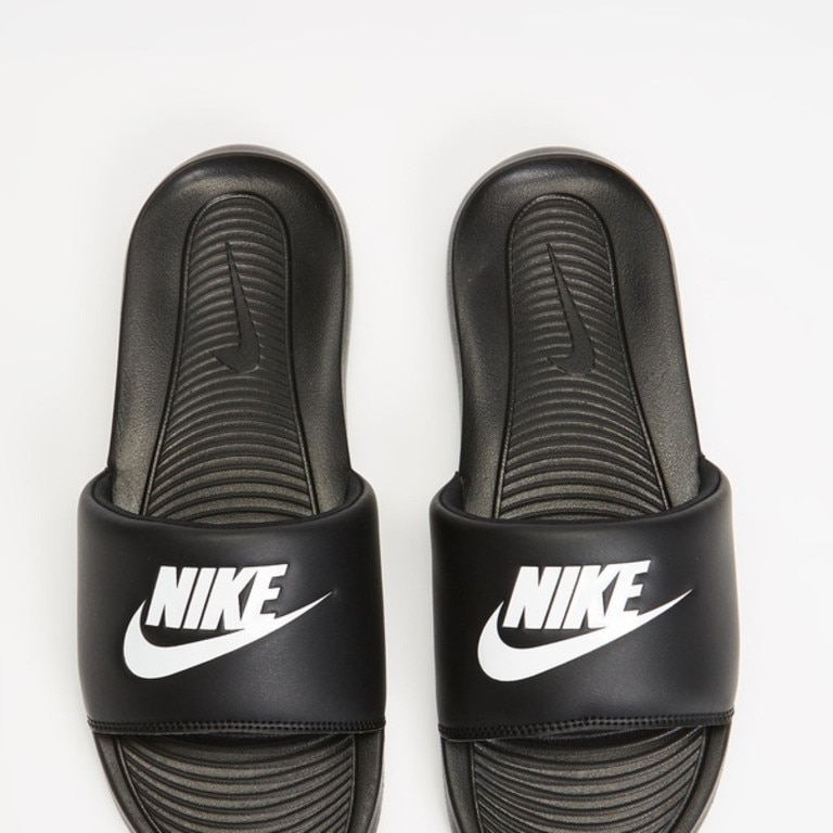 Nike Victori One slides. Image: The Iconic.