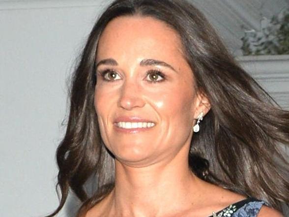 ONE TIME WEB USE ONLY - FEE APPLIES FOR REUSE -  AU_838826 - ** RIGHTS: ONLY AUSTRALIA, NEW ZEALAND ** London, UNITED KINGDOM  -  Pippa Middleton looking incredibly elegant in a sleeveless dress and stuning shoes, leaving her London, England apartment, on Thursday, May 4, 2017: X17online.com  Pictured: Pippa Middleton  BACKGRID Australia 4 MAY 2017  USA: +1 310 798 9111 usasales@backgrid.com . UK: +44 208 344 2007 uksales@backgrid.com . AUSTRALIA: +61 2 9212 2622 australiasales@backgrid.com . GERMANY: +49 4541 8565014 germanysales@backgrid.com