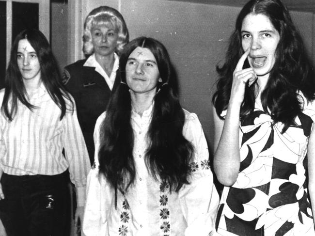 Patricia Wrenwinkel, Susanne Denise Atkins, and Leslie Van Houten arrive in court in 1971. Picture: United Press International