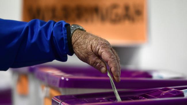 A voter casting their voting during the 2019 federal election. (AAP Image/Bianca De Marchi)