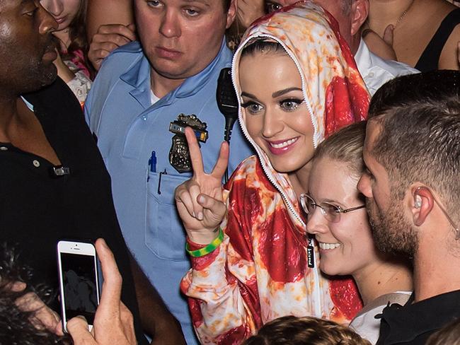 Katy Perry wears bizarre pepperoni pizza onesie while mixing with fans  after her Philadelphia concert  — Australia's leading news site