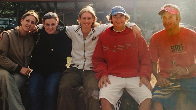 The last family photo taken of the Garriock siblings — Vanessa, Roxanne, Heather, Nathan and Dean — at Easter 2003.