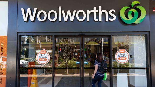 Australia’s largest supermarket retailer, Woolworths, has seen a jump in its after-tax profit on its continued operations. Picture: NCA NewsWire / David Swift