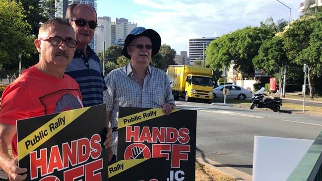 Former Gold Coast councillor Eddy Sarroff rallying against a proposed second casino