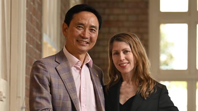 Li Cunxin with his replacement Leanne Benjamin.