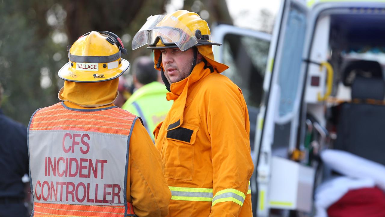 Residents told to monitor conditions as Barossa fire downgraded