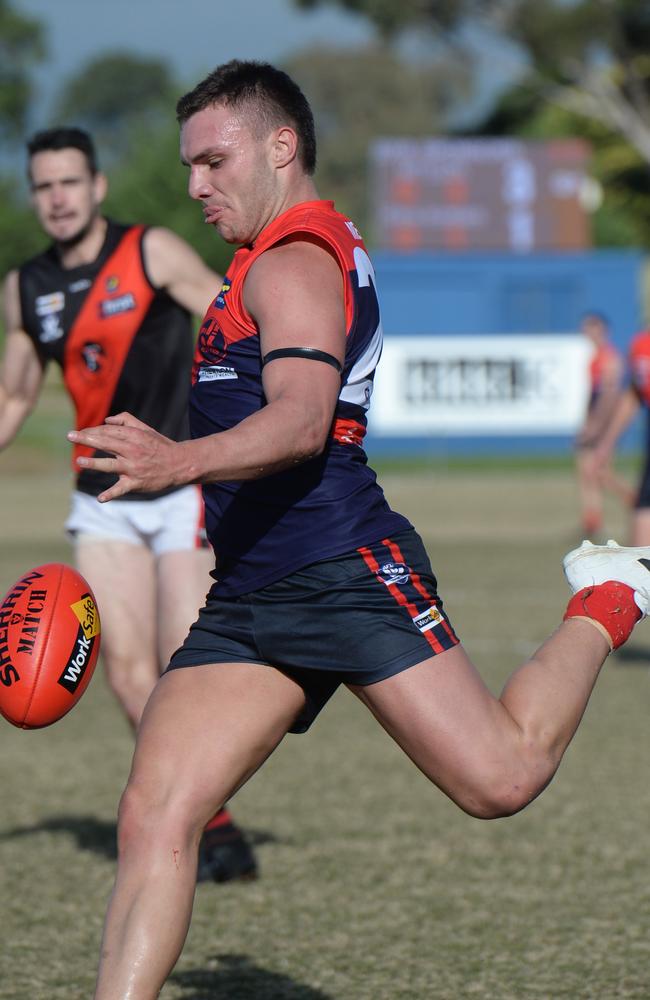 Mt Eliza is pushing for top spot with a round left in the MPNFL season. Picture:AAP/ Chris Eastman