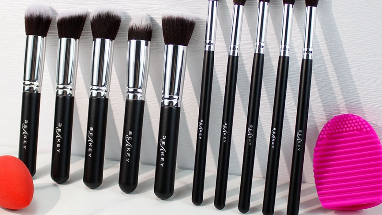 21 Best Makeup Brushes For A Flawless Look In 2022  —  Australia's leading news site