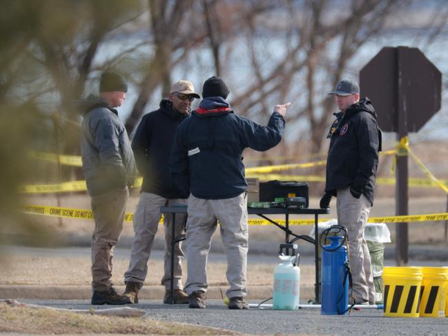 Law enforcement continue their investigation into the American Airlines plane that crashed into the Potomac River. Picture: AFP