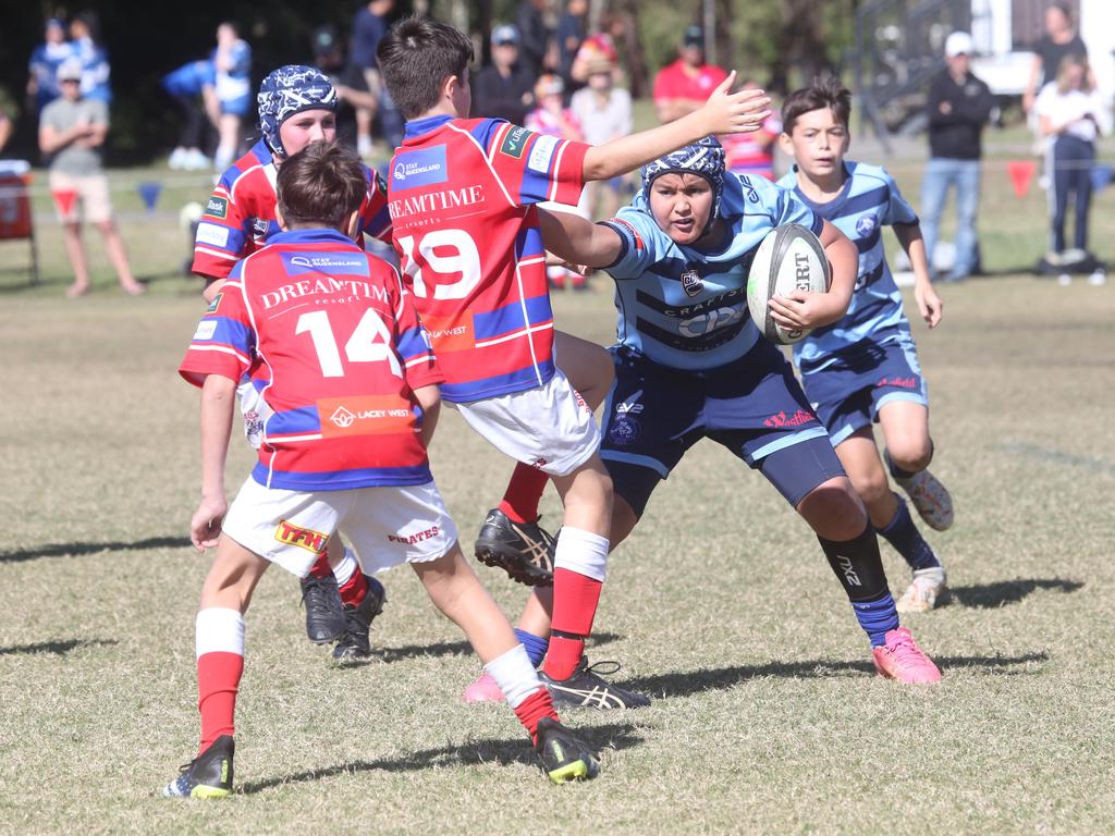 GCDRU juniors. Helensvale Hogs vs. Bond Pirates U 12's. 14 July 2024 Miami Picture by Richard Gosling