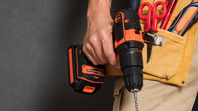 People are being warned to be wary of fake tradies this summer.