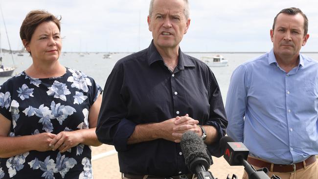 Madeleine King with Bill Shorten. Picture by Bohdan Warchomij