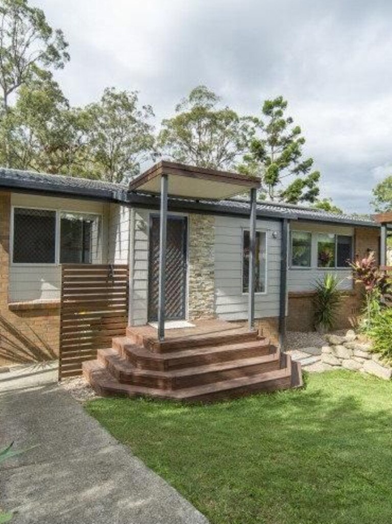 The Gold Coast rental linked to NGS.